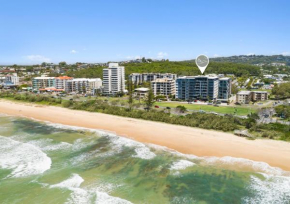 Beach Life - Luxe beachfront Apt